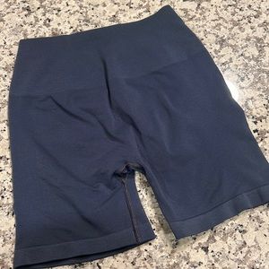 Alphalete Amplify Short